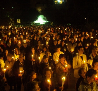 LỄ PHỤC SINH HY LẠP 2022 CÓ GÌ ĐẶC BIỆT